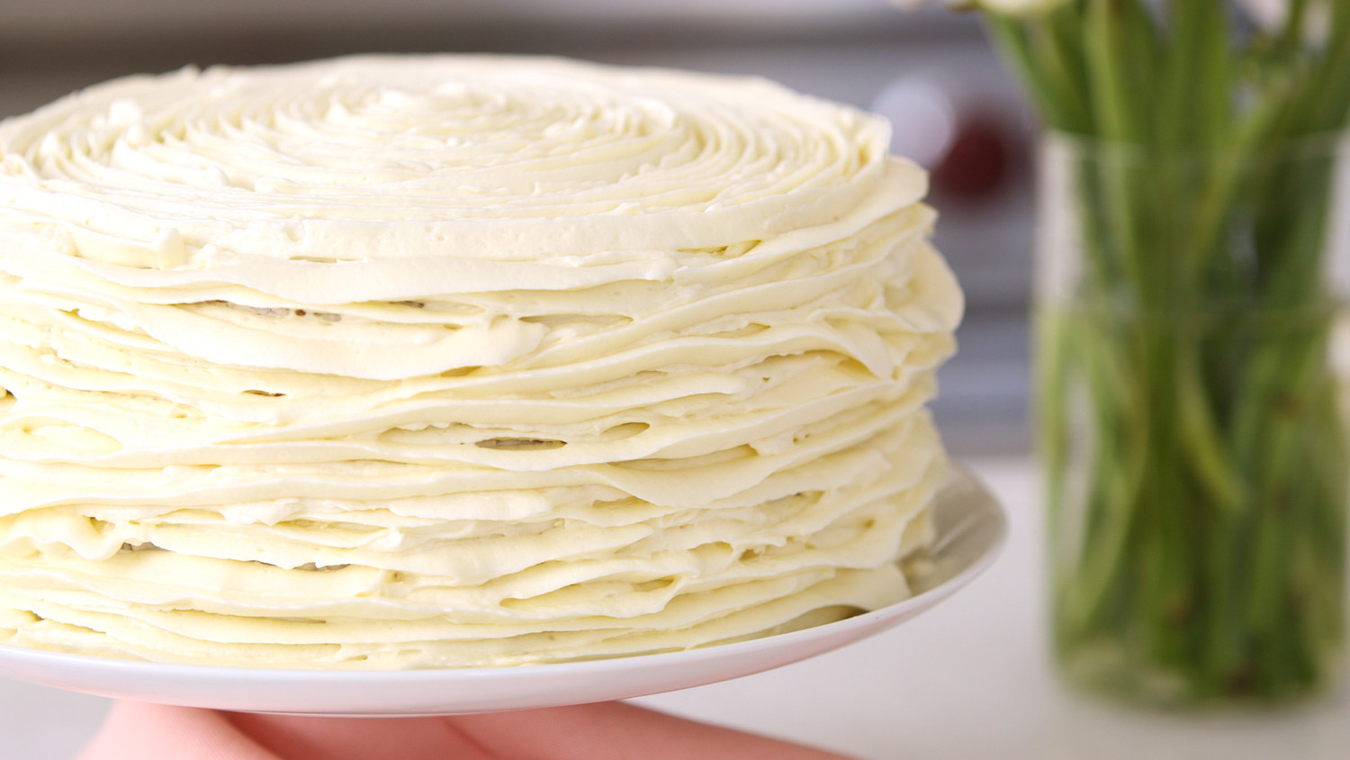 Video How To Master Ruffled Frosting Martha Stewart
